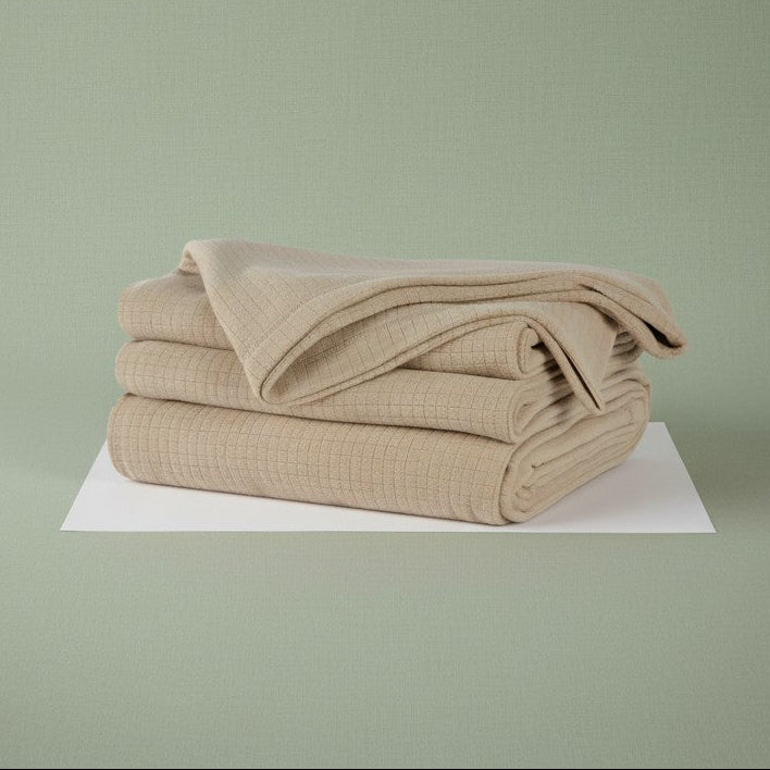 Grid Pattern Fleece Blankets